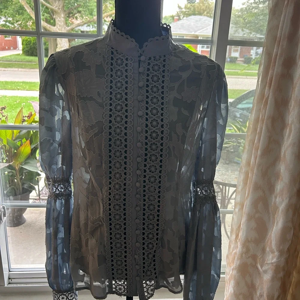 Fashion Nova baby blue lace blouse - Picture 10 of 16
